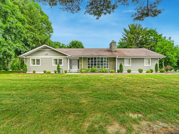 99 Elliott Road, Trumbull, CT 06611