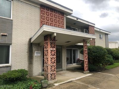 1402 Golden Gate Blvd #G102, Mayfield Hts, OH, 44124