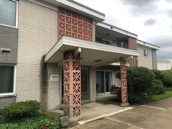 1402 Golden Gate Blvd #G102, Mayfield Hts, OH 44124