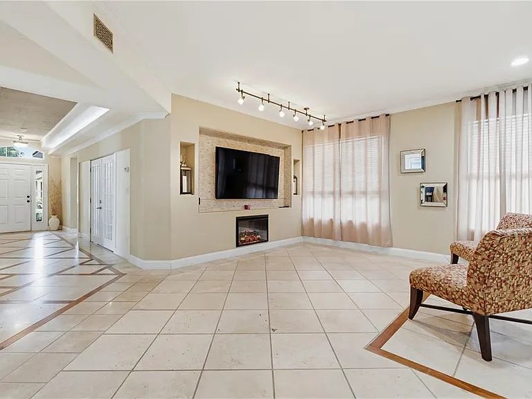 10842 Wild Cotton Ct — Photo 36