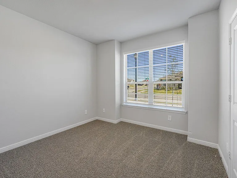 106 Daffodil Ln — Photo 13