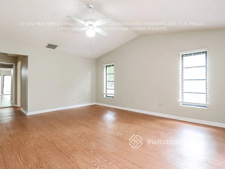 5461 Oakridge Dr — Photo 5