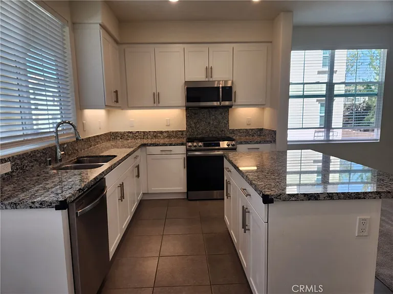 2408 Villena Way — Photo 16