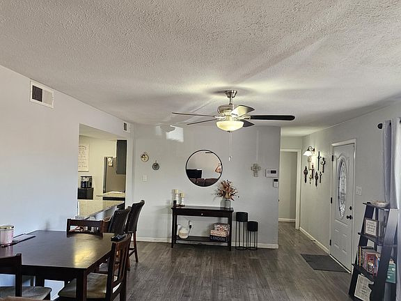 5th image of 11637 Copper Ave NE