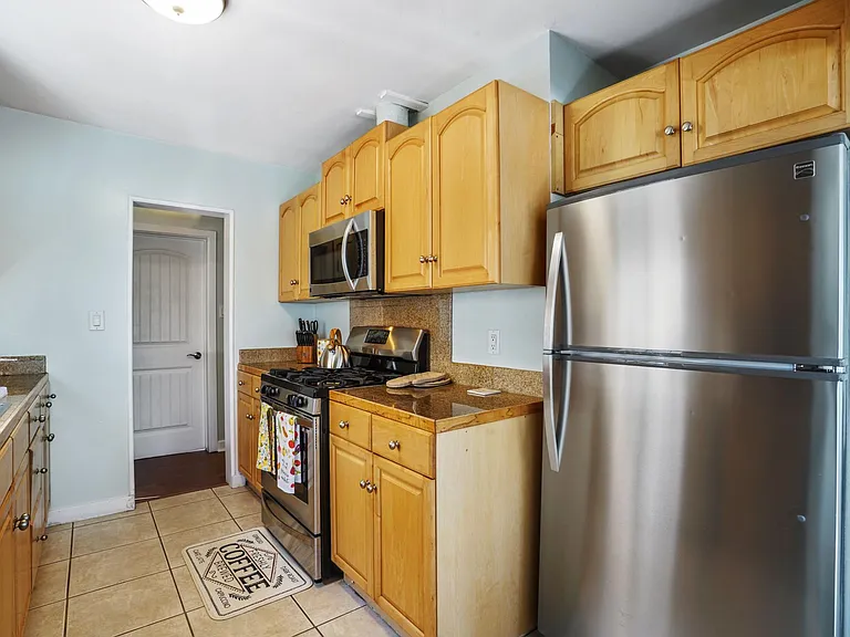 815 El Carmel Pl — Photo 13