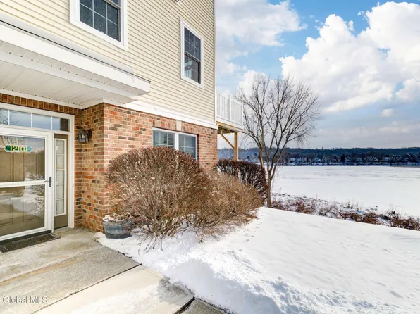 12101 Admirals Walk Drive, Cohoes, NY 12047