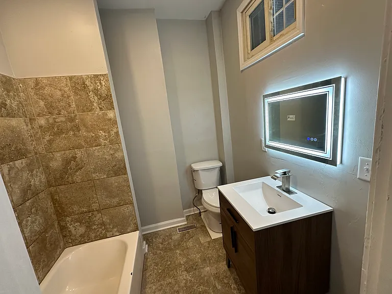 441 Rockdale Ave #1 — Photo 5