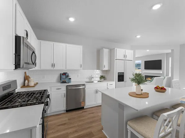 8074 Martin Ave NE, Elk River, MN 55330