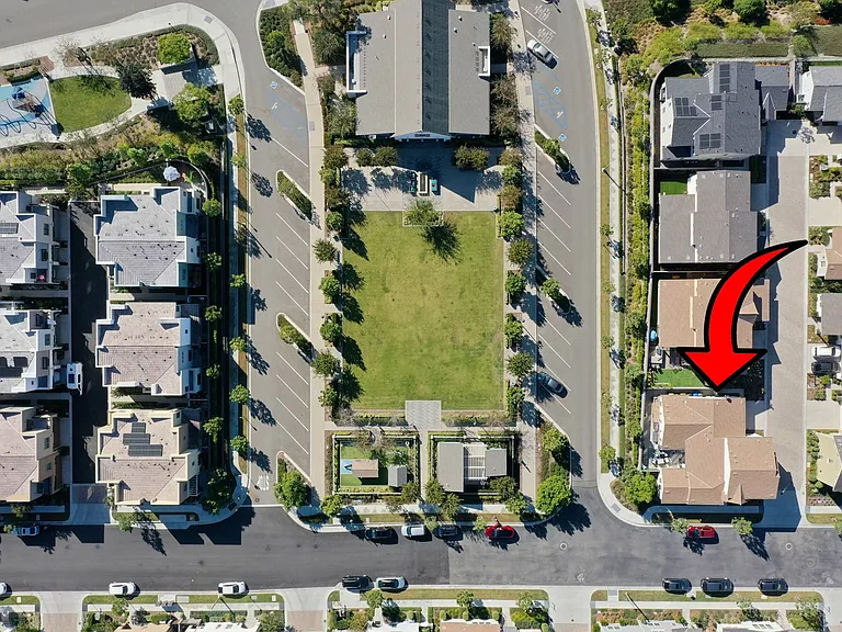 81 Alienta Ln — Photo 15