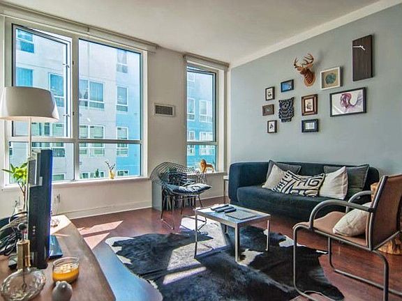 4th image of 888 7th St Unit 341