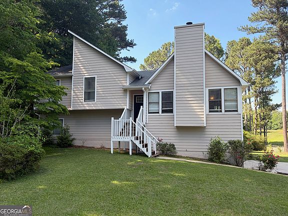 2nd image of 5236 Pine Way Rd