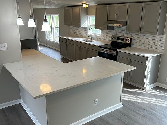3rd image of 8053 Upper Western Run Ln