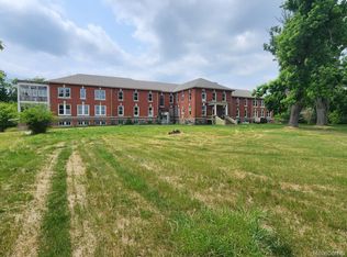 2940 Cambria Rd, Hillsdale, MI 49242