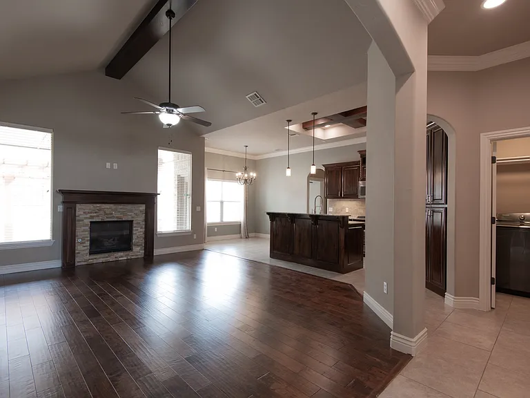 2124 Newbrook Dr — Photo 8