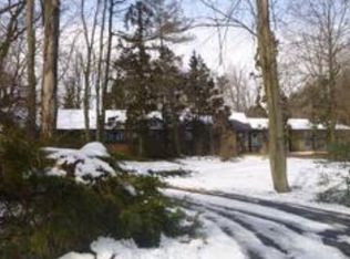 1503 Grasshopper Rd, Huntingdon Valley, PA 19006