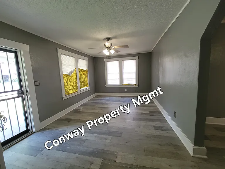 772 Kippley St — Photo 3