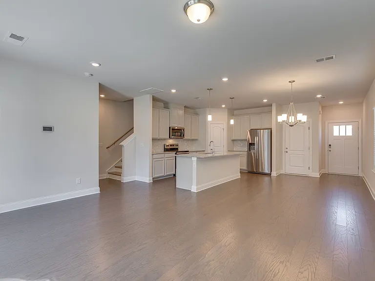1006 McKee Ct — Photo 12