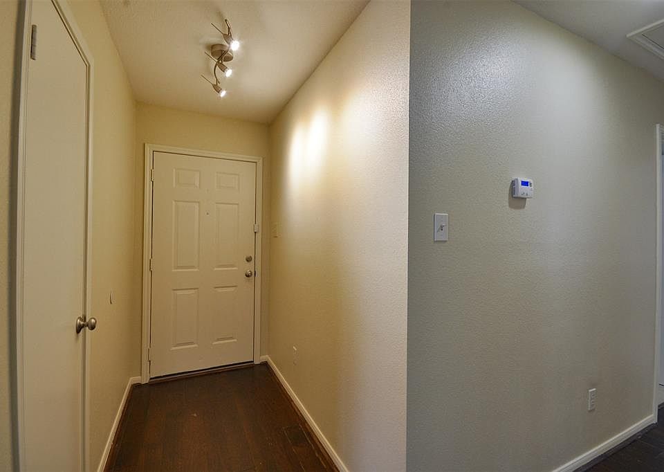 1st image of 2322 Friarwood Trl