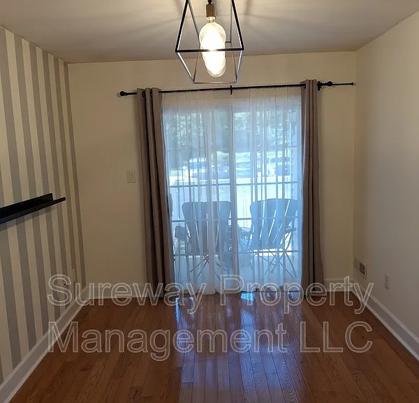 6402 Baltimore Dr — Photo 7