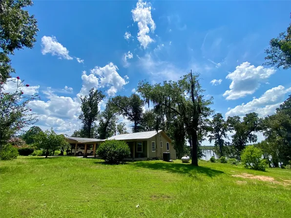726 Benjamin Point Rd, Goldonna, LA 71031