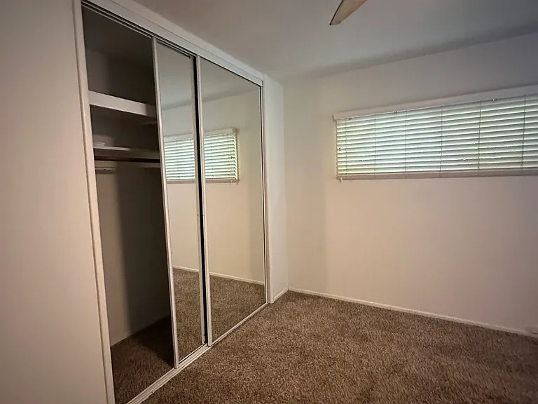 4411 Mammoth Ave — Photo 25