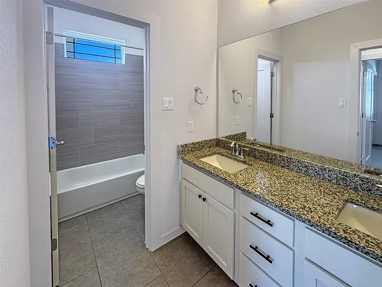 1245 Westborough Ln — Photo 26
