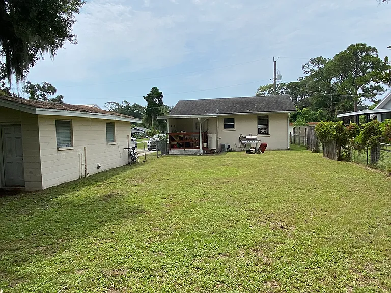 3 Stuart Dr — Photo 8