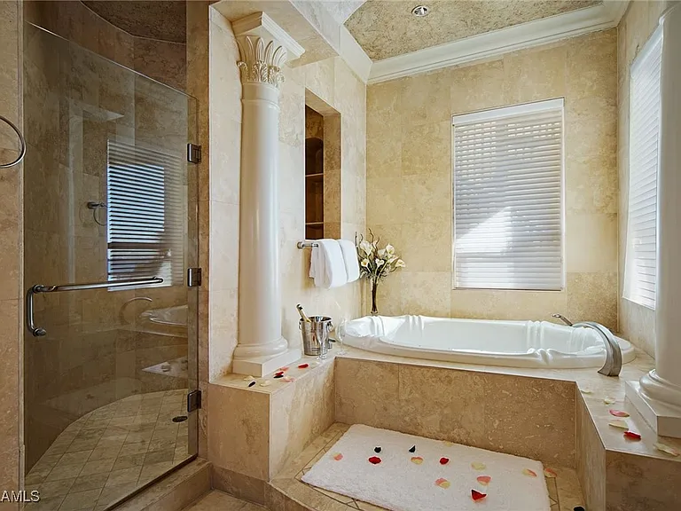 232 Bayshore Dr — Photo 13