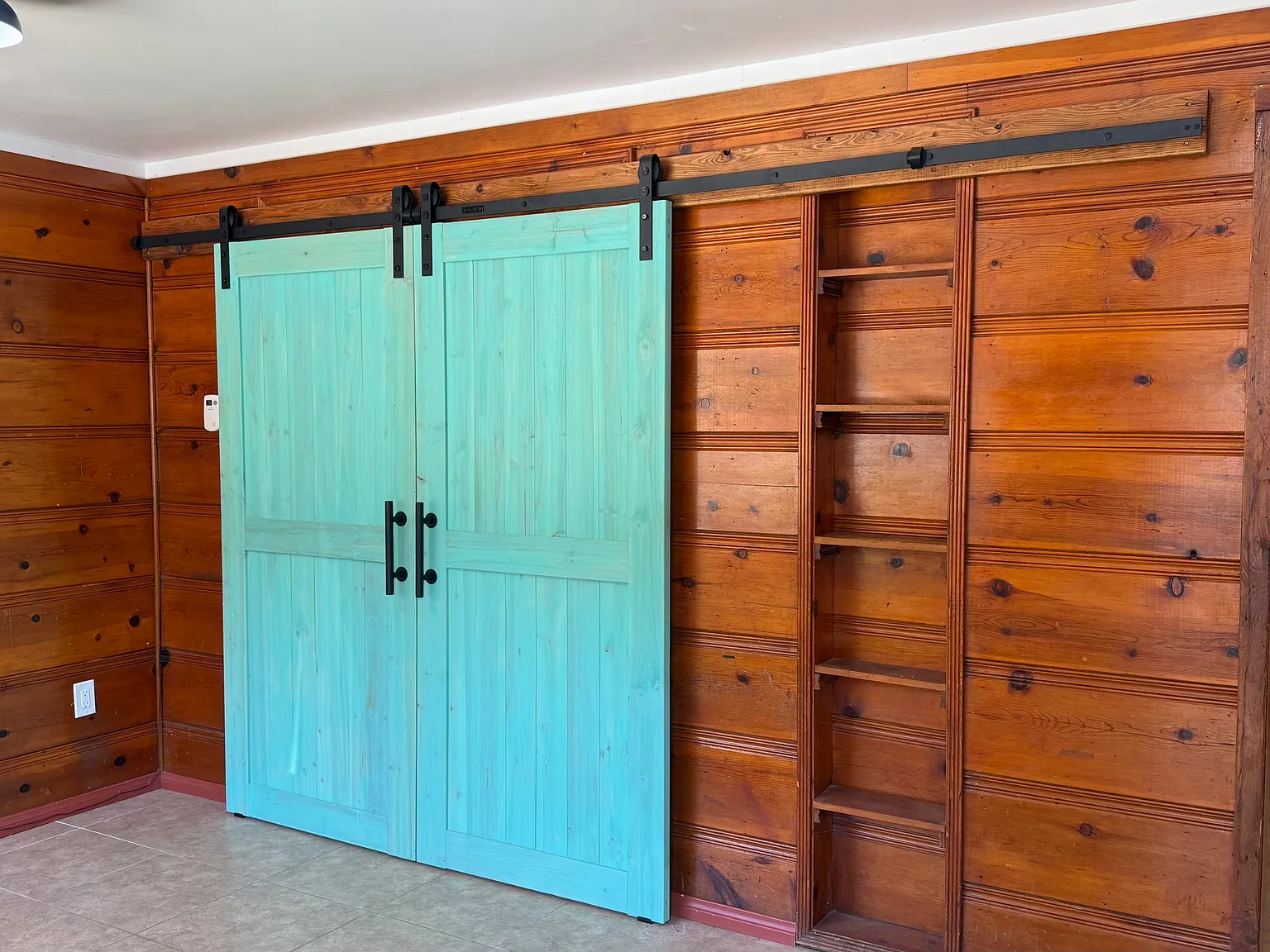 2 bed, $2,400 — Photo 2