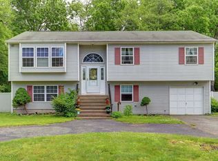 103 Coram Mount Sinai Rd Coram NY 11727 Zillow