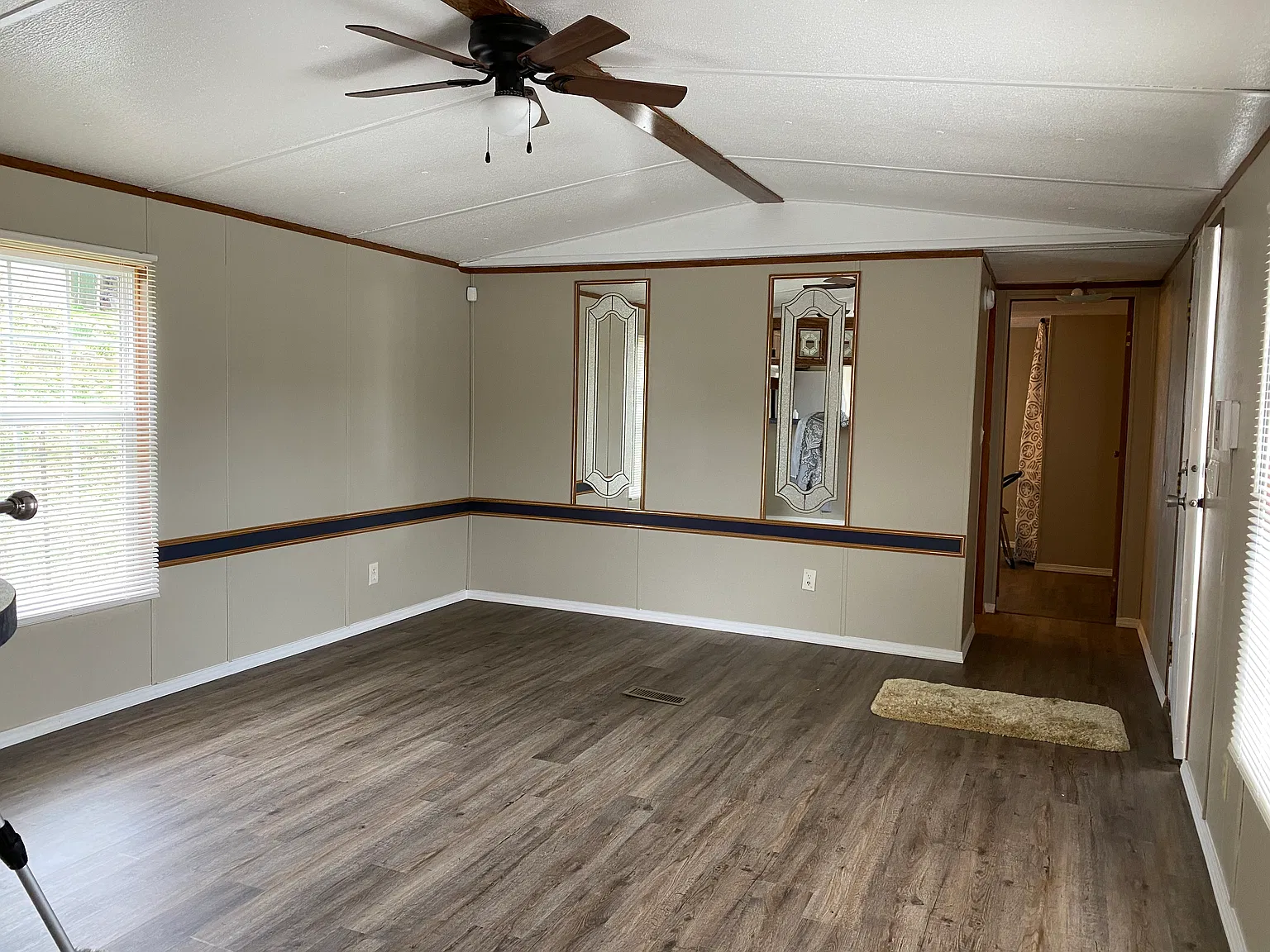2 bed, $1,200 — Photo 3