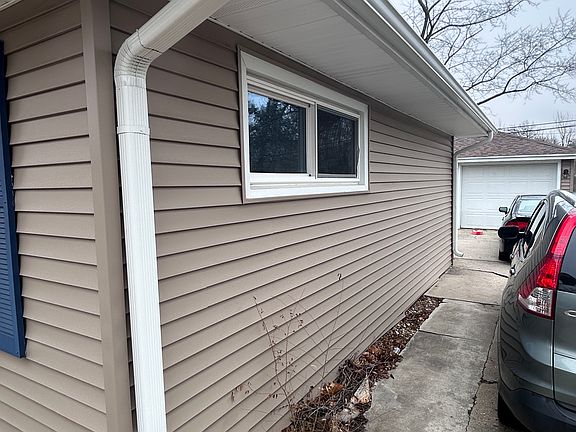 2nd image of 603 Skylark Dr