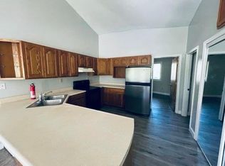 300 S River Rd #1, North Manchester, IN 46962