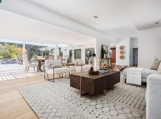 121 Van Ripper Ln, Orinda, CA 94563