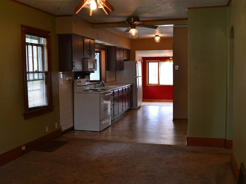 2nd image of 4310 Davis Ave