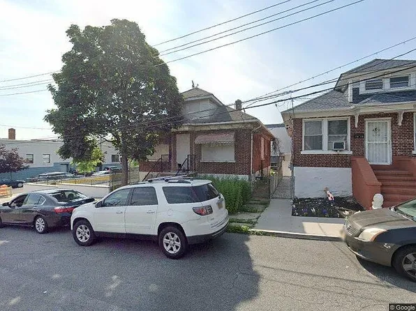 1612 Poplar St, Bronx, NY 10461