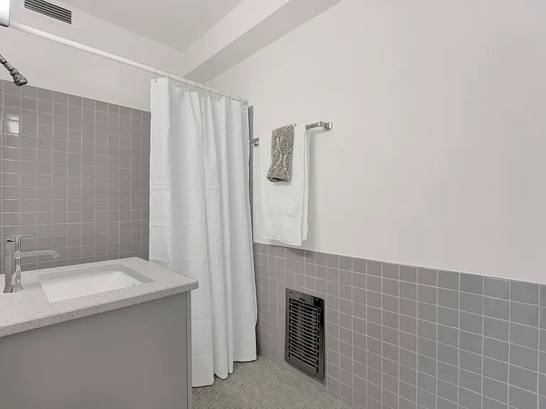 900 N Lake Shore Dr #1706 — Photo 16
