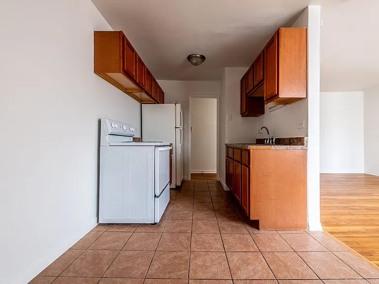 8326 S Ellis Ave — Photo 11