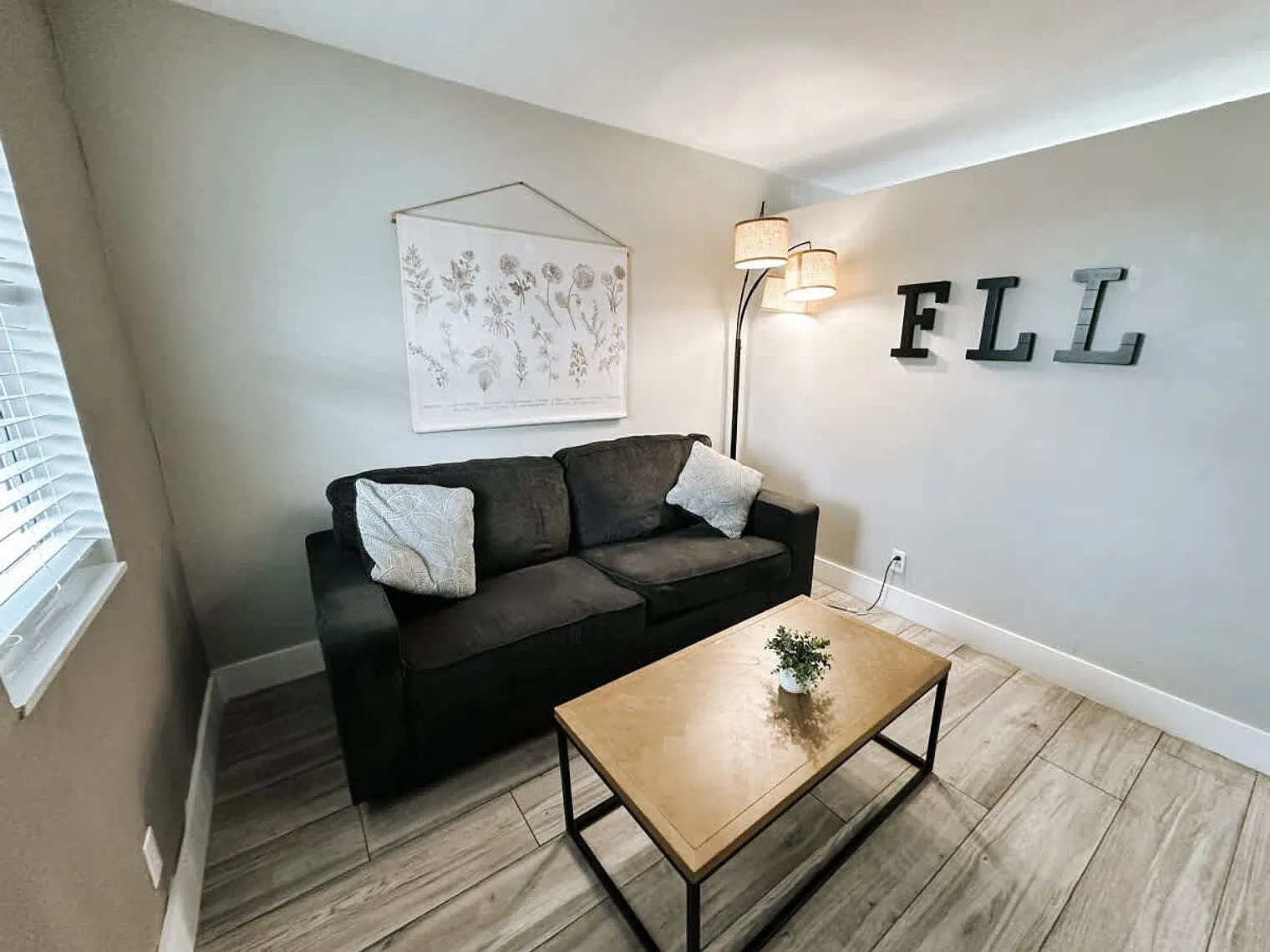 1 bed, 1.0 bath, 613 sqft, $1,845 — Photo 2