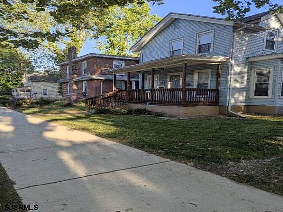 5th image of 713 E Pear St