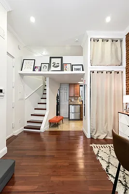 Rented by Brown Harris Stevens | media 23