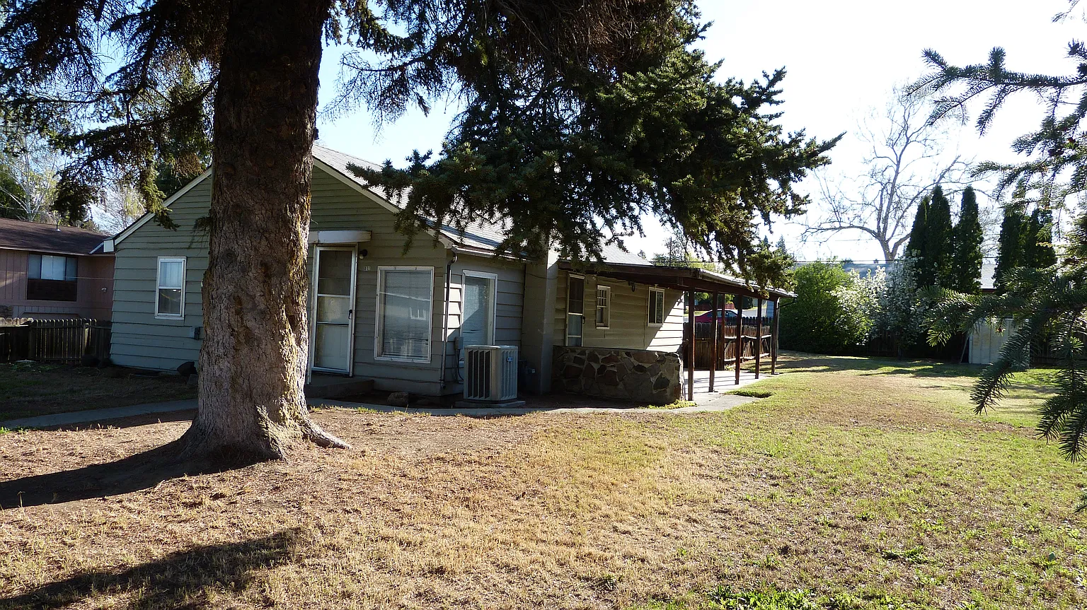 801 S 36th Ave photo 1
