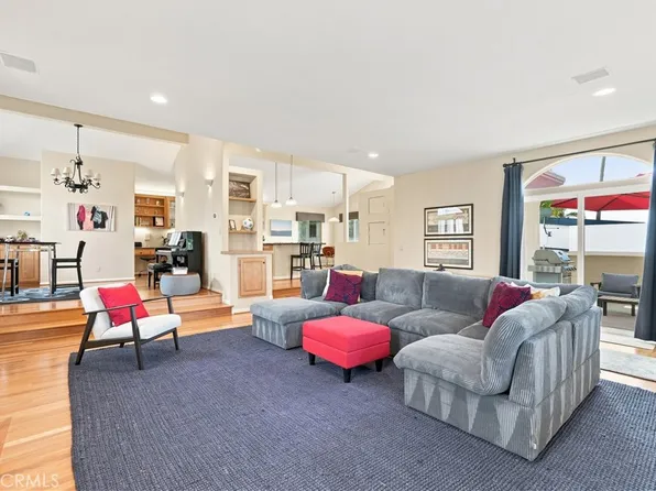 606 9th St, Hermosa Beach, CA 90254