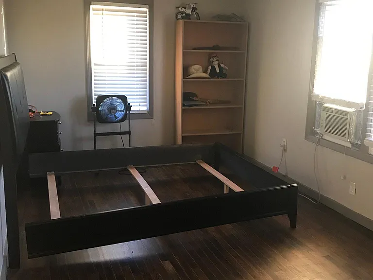 16 W Thatcher St #1/2-B — Photo 4