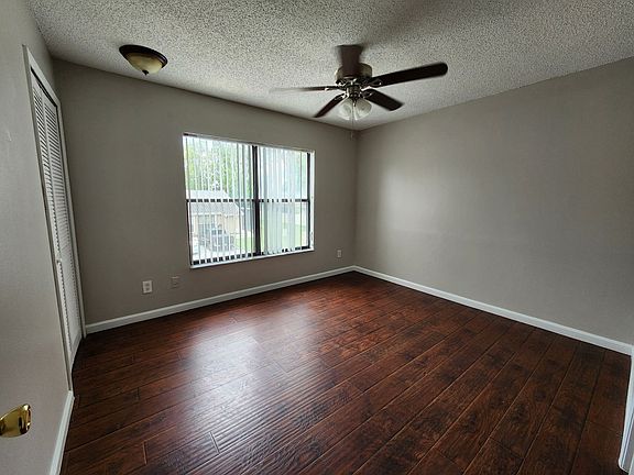 5th image of 603 Casa Park Ct #H