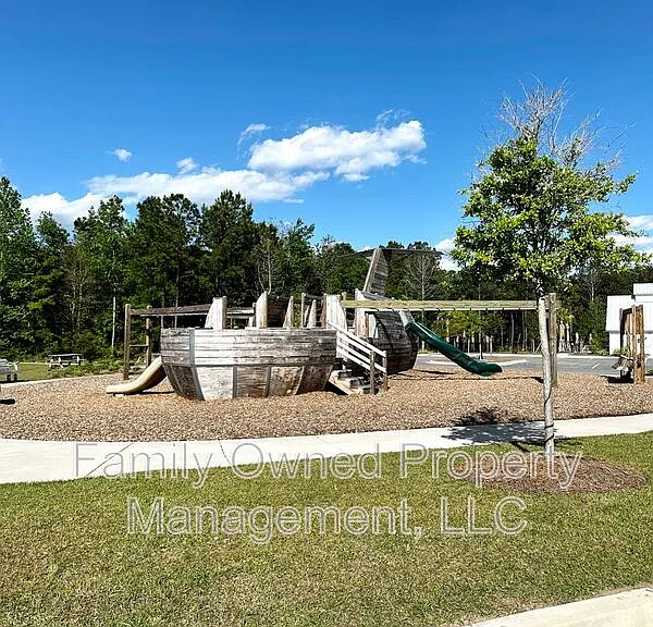 420 W Respite Ln — Photo 40