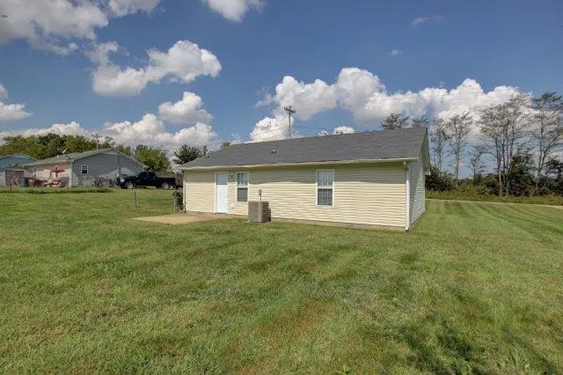 Building Photo - 309 Bumpus Mill Rd