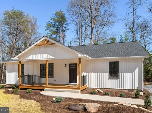 43 Jacks Shop Rd, Rochelle, VA 22738