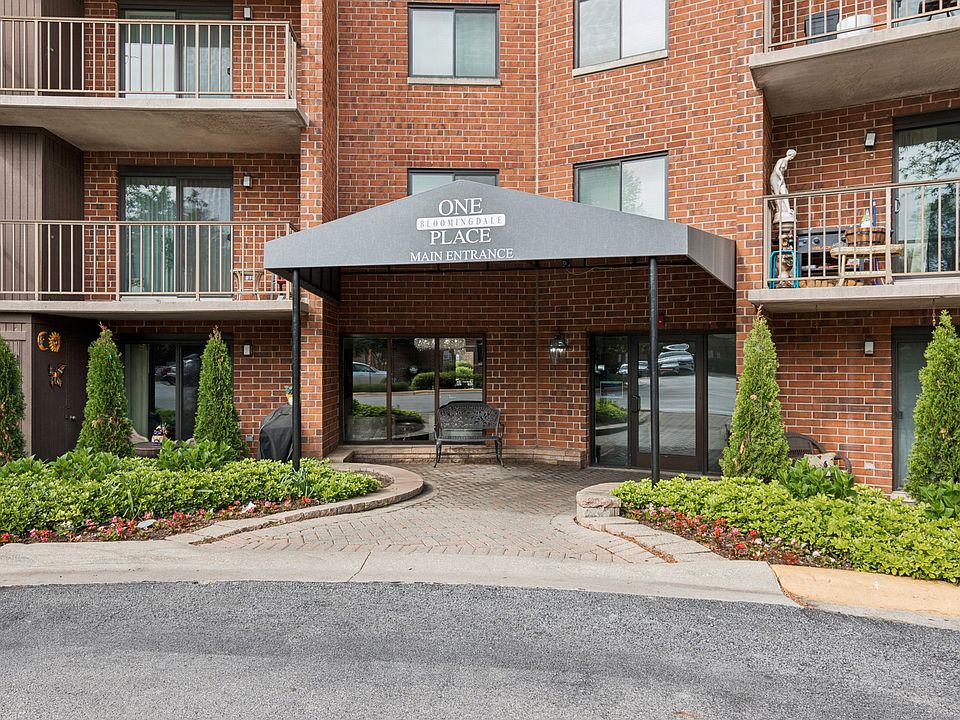 1st image of 1 Bloomingdale Pl APT 220
