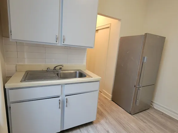 773 Eastern Parkway image 2 of 8